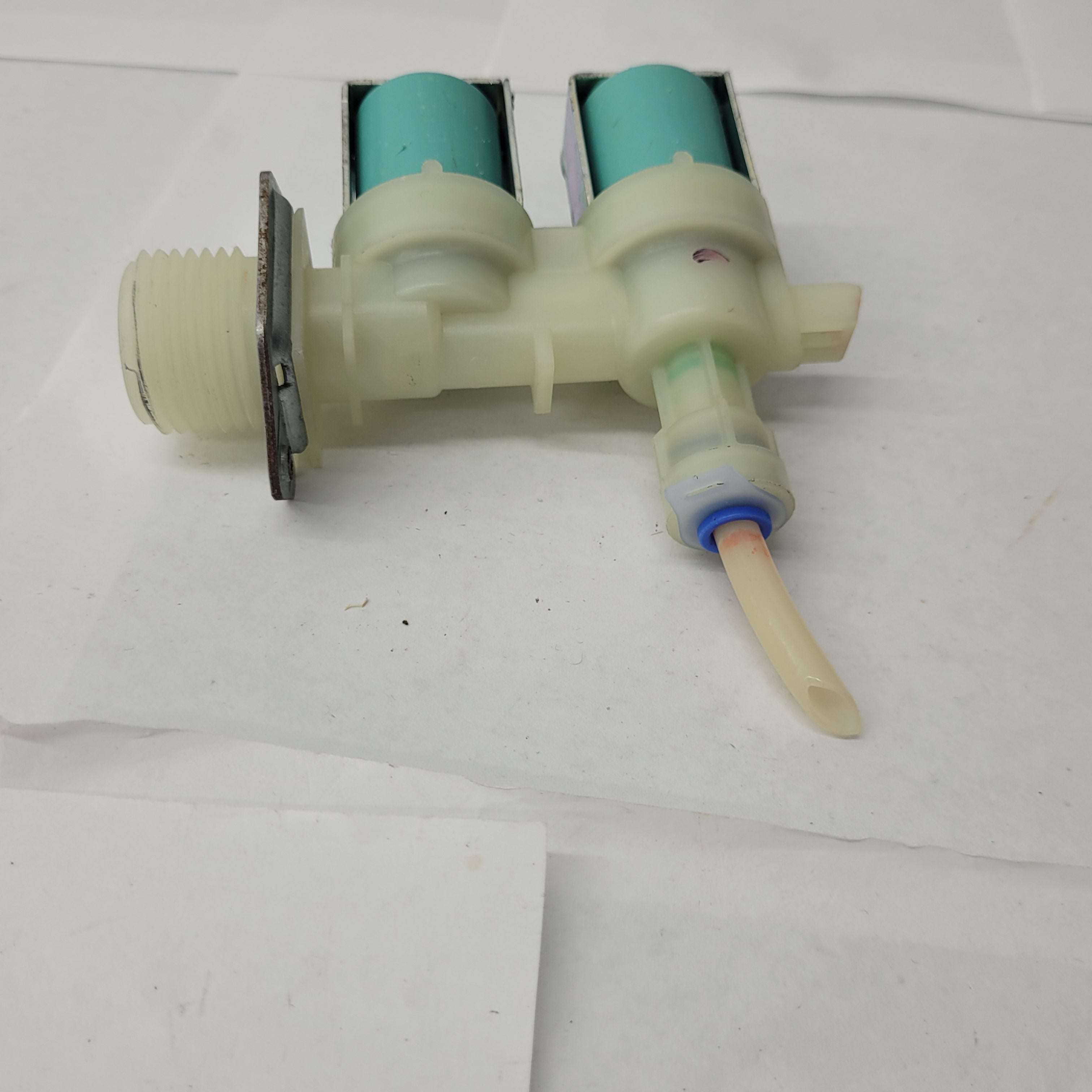 Samsung Steam Dryer Water Inlet Valve DC62-30042A Samsung Steam Dryer Water Inlet Valve DC62-30042A